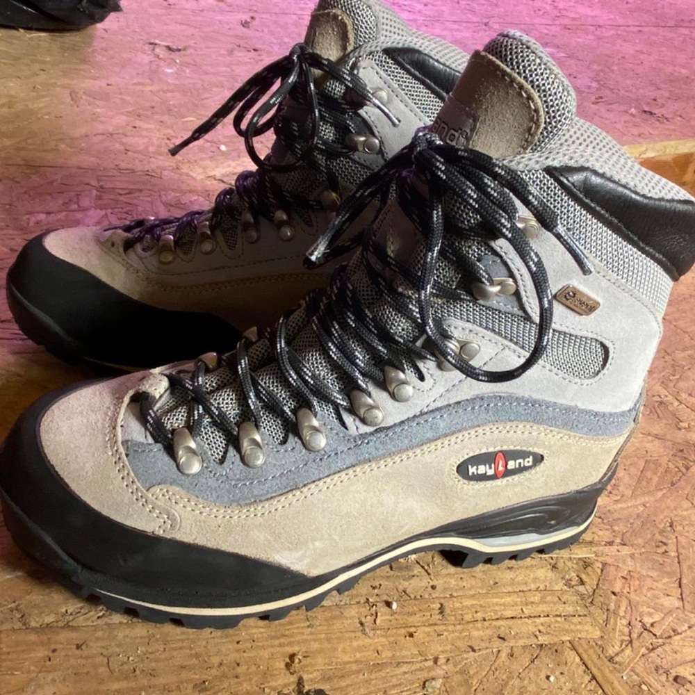 Kayland hiking boots
